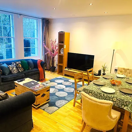 Charming Comfy Apartments By Kensington